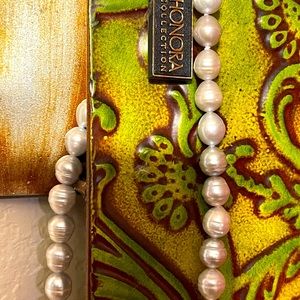 Honora pearl necklace.